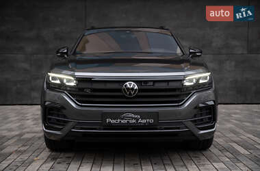 Внедорожник / Кроссовер Volkswagen Touareg 2023 в 
