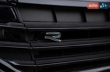 Внедорожник / Кроссовер Volkswagen Touareg 2023 в 