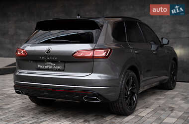 Внедорожник / Кроссовер Volkswagen Touareg 2023 в 