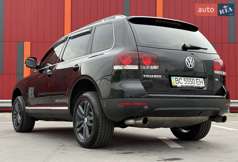 Внедорожник / Кроссовер Volkswagen Touareg 2007 в Киеве