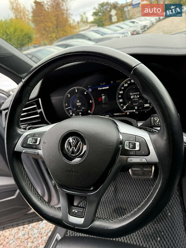 Внедорожник / Кроссовер Volkswagen Touareg 2018 в Полтаве фото 29 Внедорожник / Кроссовер Volkswagen Touareg 2018 в Полтаве