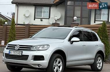 Внедорожник / Кроссовер Volkswagen Touareg 2012 в 