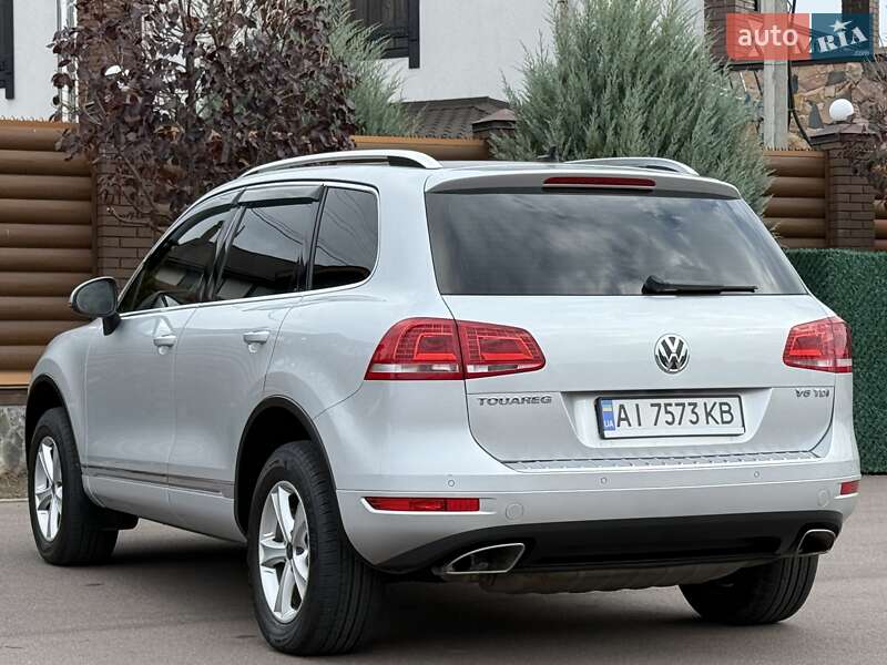 Позашляховик / Кросовер Volkswagen Touareg 2012 в Києві фото 24 Позашляховик / Кросовер Volkswagen Touareg 2012 в Києві