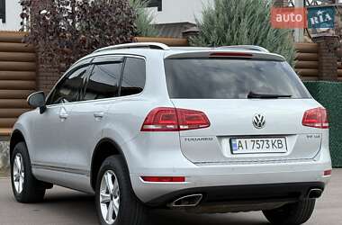 Внедорожник / Кроссовер Volkswagen Touareg 2012 в 