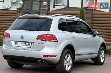 Внедорожник / Кроссовер Volkswagen Touareg 2012 в 