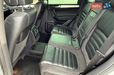 Внедорожник / Кроссовер Volkswagen Touareg 2012 в 