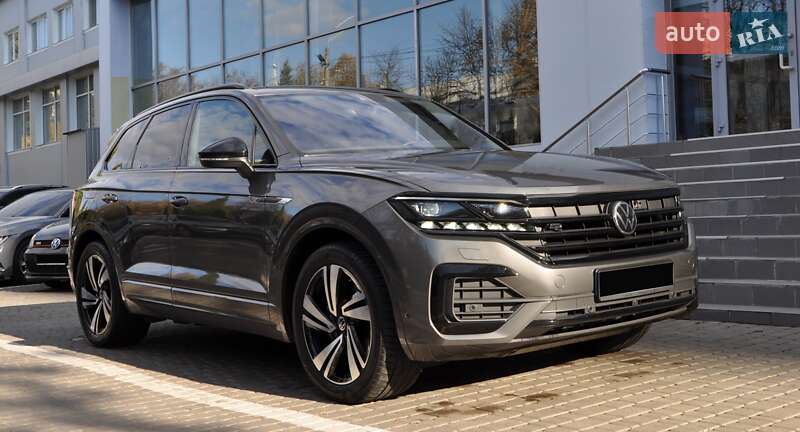 Позашляховик / Кросовер Volkswagen Touareg 2022 в Одесі