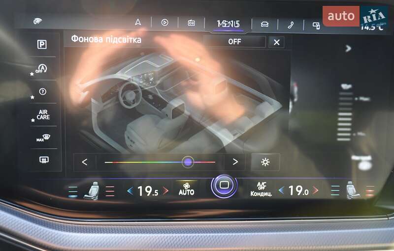 Позашляховик / Кросовер Volkswagen Touareg 2022 в Одесі
