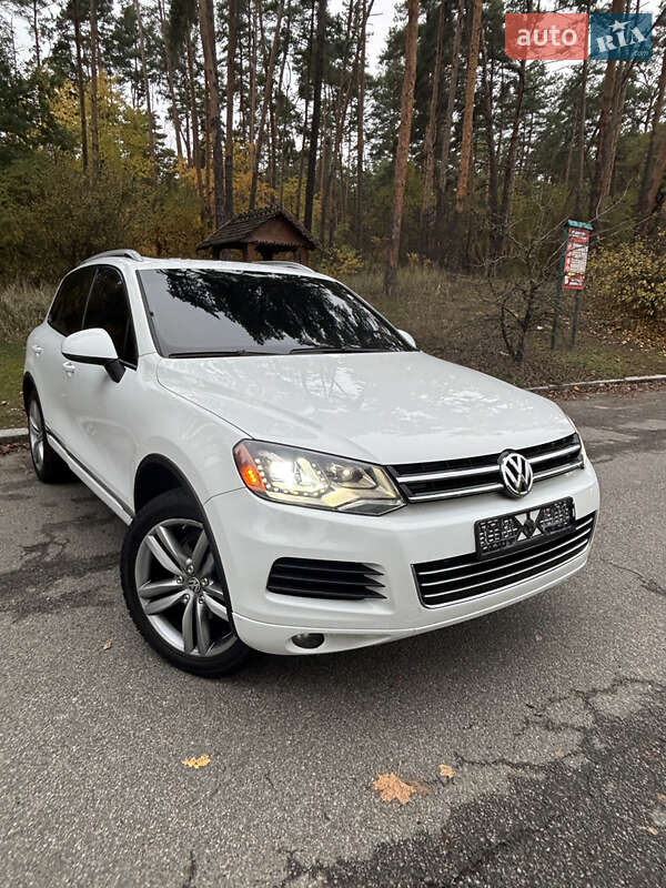 Позашляховик / Кросовер Volkswagen Touareg 2012 в Києві фото Позашляховик / Кросовер Volkswagen Touareg 2012 в Києві