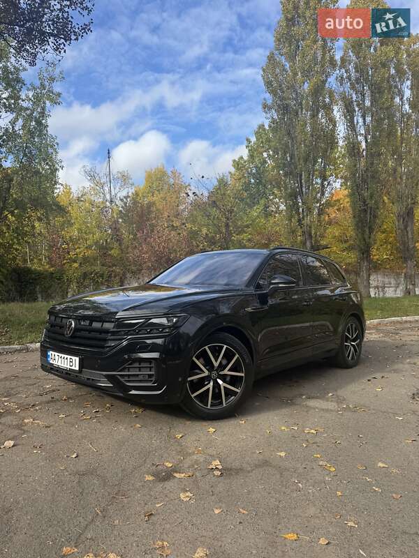 Позашляховик / Кросовер Volkswagen Touareg 2023 в Києві