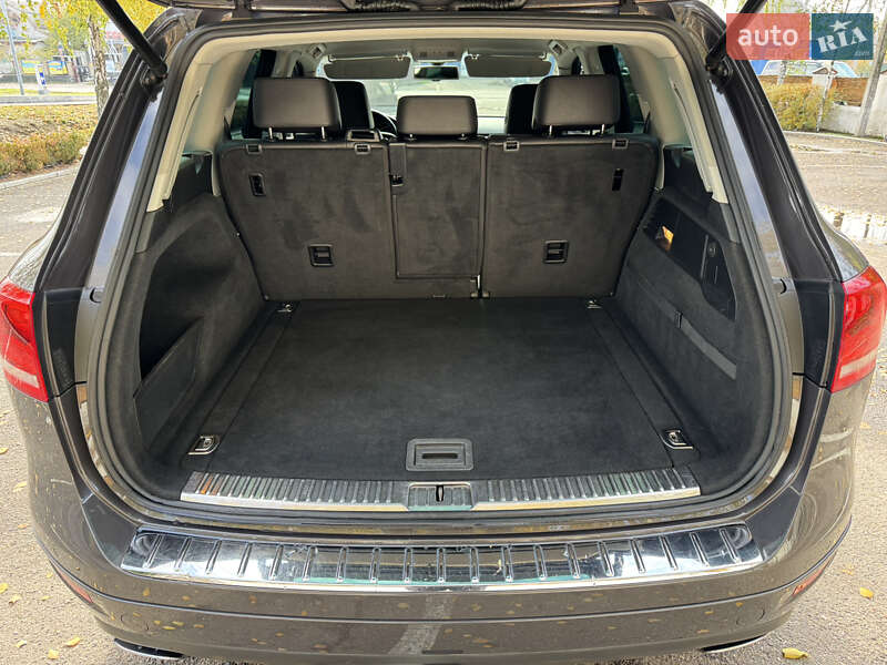 Внедорожник / Кроссовер Volkswagen Touareg 2011 в Смеле фото 65 Внедорожник / Кроссовер Volkswagen Touareg 2011 в Смеле