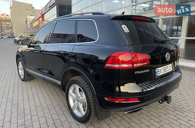 Внедорожник / Кроссовер Volkswagen Touareg 2010 в 