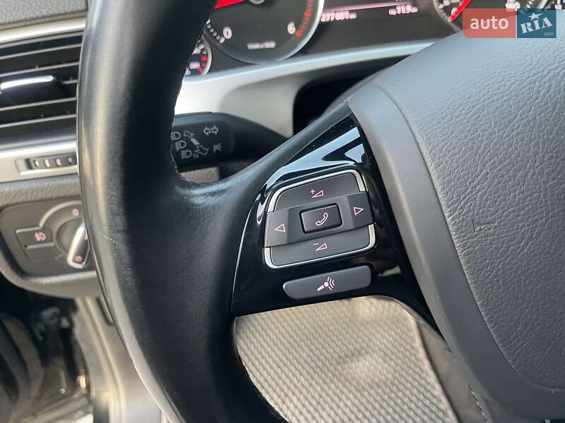 Внедорожник / Кроссовер Volkswagen Touareg 2010 в Хмельницком фото 38 Внедорожник / Кроссовер Volkswagen Touareg 2010 в Хмельницком