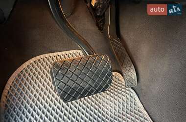 Внедорожник / Кроссовер Volkswagen Touareg 2010 в 