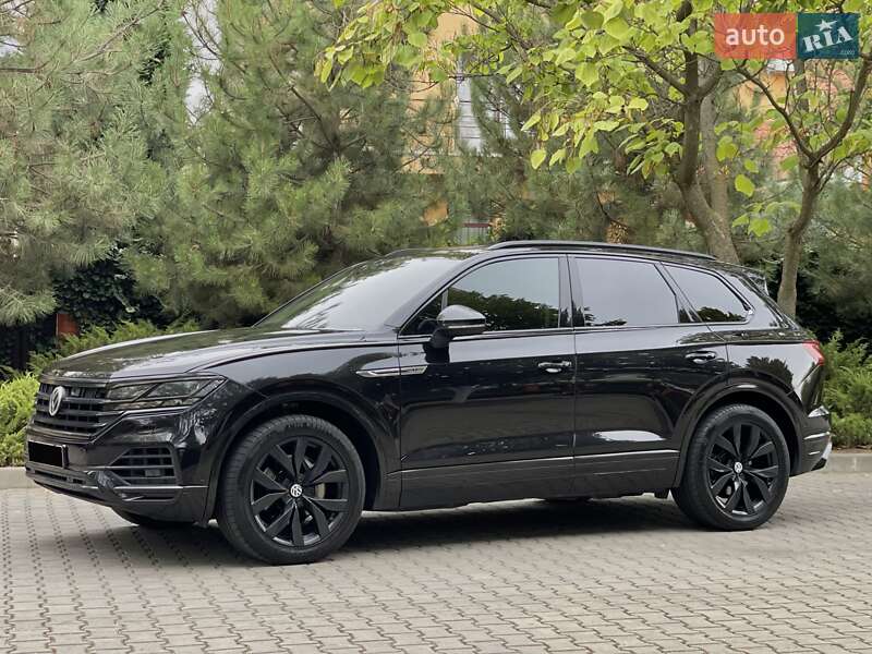 Внедорожник / Кроссовер Volkswagen Touareg 2018 в Одессе фото 5 Внедорожник / Кроссовер Volkswagen Touareg 2018 в Одессе