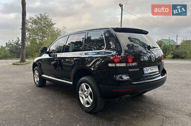 Внедорожник / Кроссовер Volkswagen Touareg 2007 в 