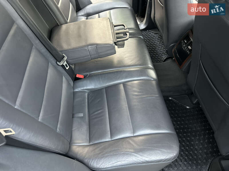 Позашляховик / Кросовер Volkswagen Touareg 2007 в Вінниці