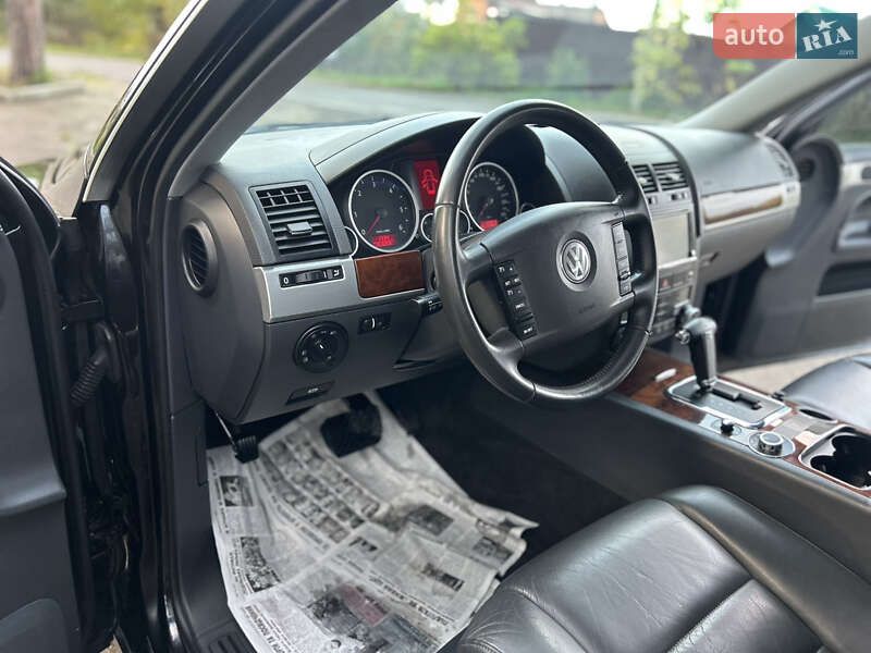 Позашляховик / Кросовер Volkswagen Touareg 2007 в Вінниці