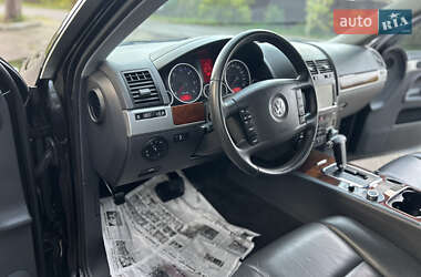 Внедорожник / Кроссовер Volkswagen Touareg 2007 в 