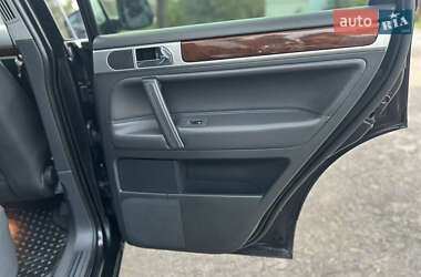 Внедорожник / Кроссовер Volkswagen Touareg 2007 в 