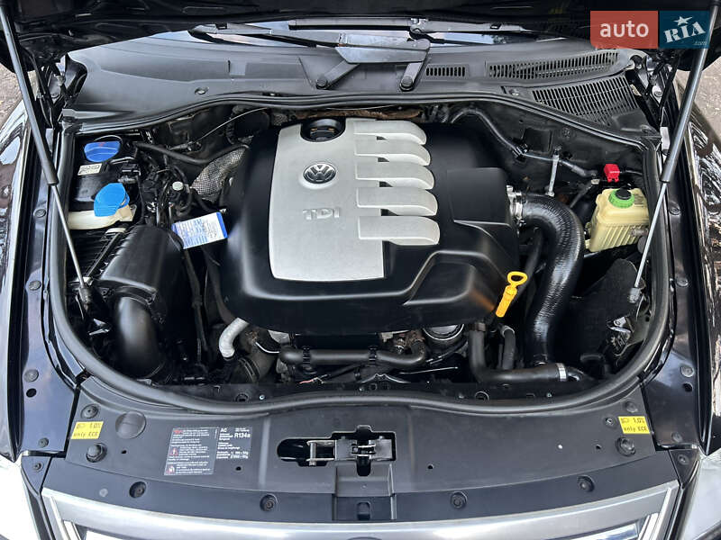 Позашляховик / Кросовер Volkswagen Touareg 2007 в Вінниці