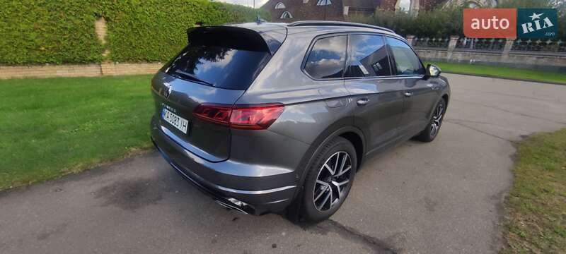 Внедорожник / Кроссовер Volkswagen Touareg 2021 в Козине