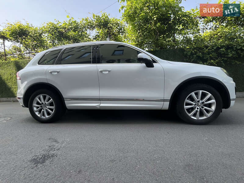 Внедорожник / Кроссовер Volkswagen Touareg 2018 в Киеве фото 12 Внедорожник / Кроссовер Volkswagen Touareg 2018 в Киеве