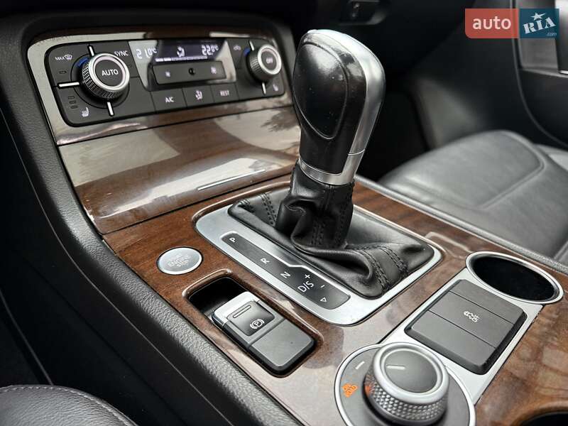 Позашляховик / Кросовер Volkswagen Touareg 2015 в Івано-Франківську фото 48 Позашляховик / Кросовер Volkswagen Touareg 2015 в Івано-Франківську