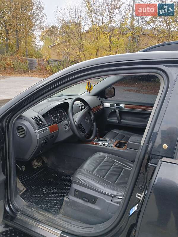 Внедорожник / Кроссовер Volkswagen Touareg 2005 в Шепетовке фото 4 Внедорожник / Кроссовер Volkswagen Touareg 2005 в Шепетовке