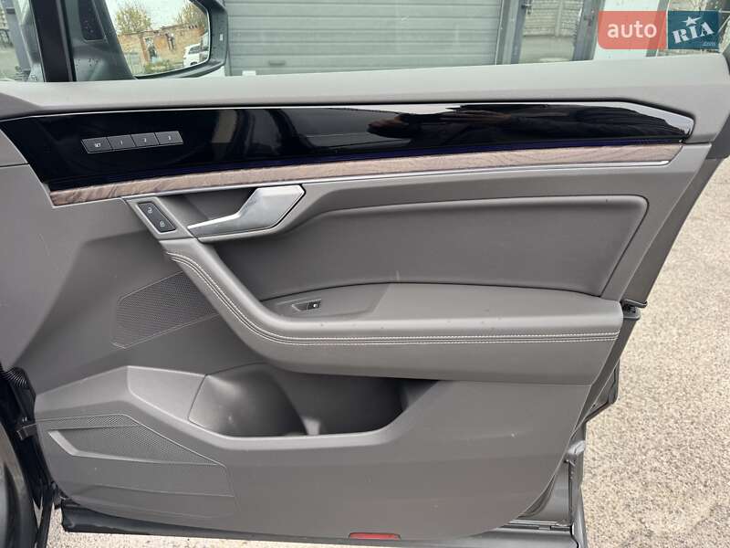Внедорожник / Кроссовер Volkswagen Touareg 2022 в Тернополе фото 34 Внедорожник / Кроссовер Volkswagen Touareg 2022 в Тернополе