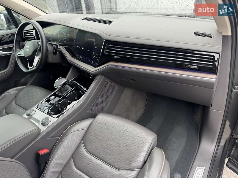 Внедорожник / Кроссовер Volkswagen Touareg 2022 в Тернополе фото 37 Внедорожник / Кроссовер Volkswagen Touareg 2022 в Тернополе