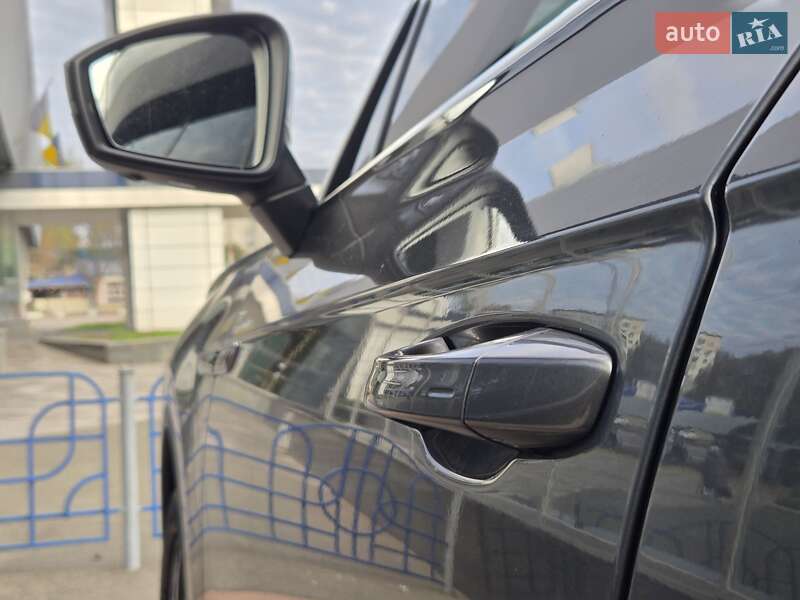 Внедорожник / Кроссовер Volkswagen Touareg 2022 в Киеве фото 29 Внедорожник / Кроссовер Volkswagen Touareg 2022 в Киеве