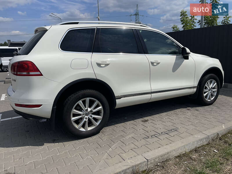Внедорожник / Кроссовер Volkswagen Touareg 2011 в Киеве фото 3 Внедорожник / Кроссовер Volkswagen Touareg 2011 в Киеве