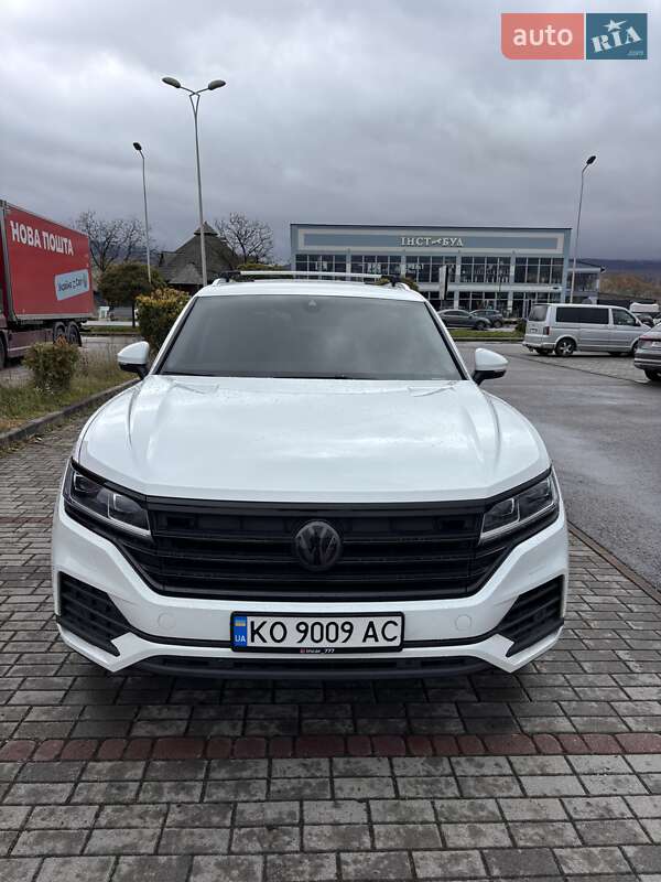 Позашляховик / Кросовер Volkswagen Touareg 2018 в Тячеві фото 9 Позашляховик / Кросовер Volkswagen Touareg 2018 в Тячеві