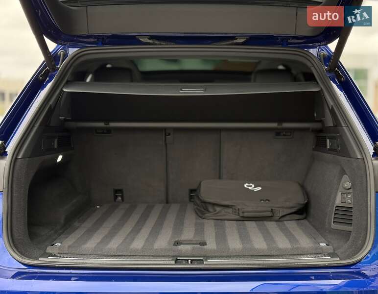 Позашляховик / Кросовер Volkswagen Touareg 2021 в Києві фото 16 Позашляховик / Кросовер Volkswagen Touareg 2021 в Києві