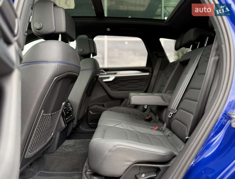 Позашляховик / Кросовер Volkswagen Touareg 2021 в Києві фото 19 Позашляховик / Кросовер Volkswagen Touareg 2021 в Києві