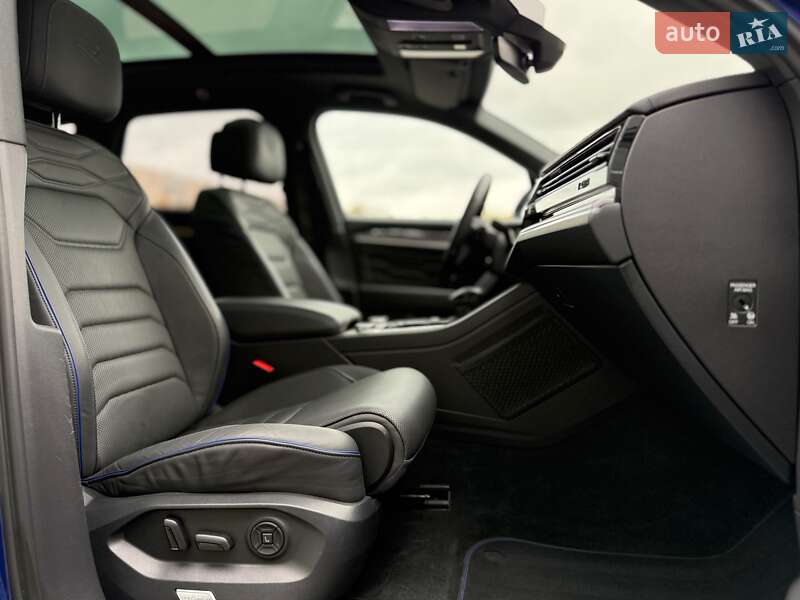 Позашляховик / Кросовер Volkswagen Touareg 2021 в Києві фото 21 Позашляховик / Кросовер Volkswagen Touareg 2021 в Києві