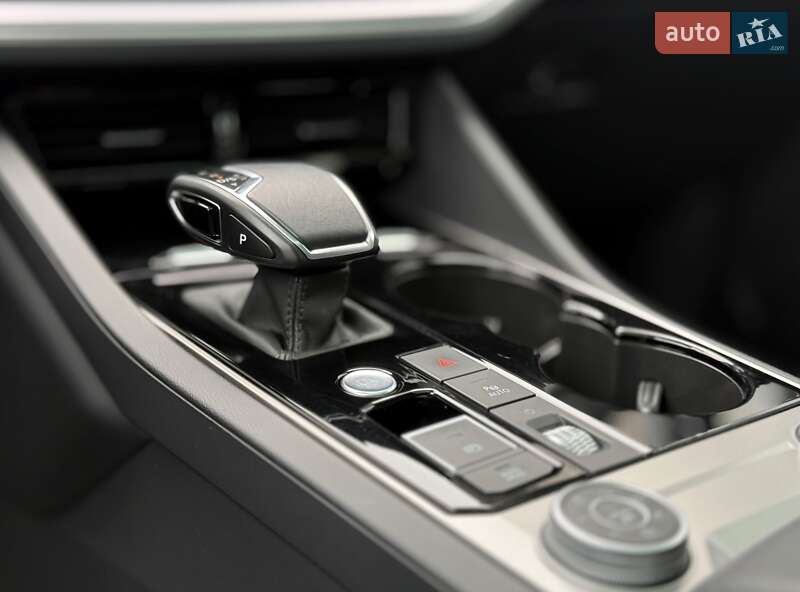 Позашляховик / Кросовер Volkswagen Touareg 2021 в Києві фото 20 Позашляховик / Кросовер Volkswagen Touareg 2021 в Києві