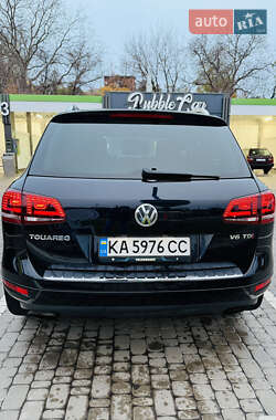 Внедорожник / Кроссовер Volkswagen Touareg 2013 в 