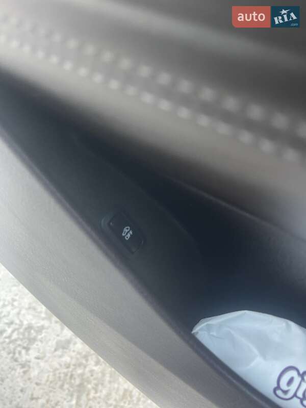 Внедорожник / Кроссовер Volkswagen Touareg 2016 в Белой Церкви фото 17 Внедорожник / Кроссовер Volkswagen Touareg 2016 в Белой Церкви