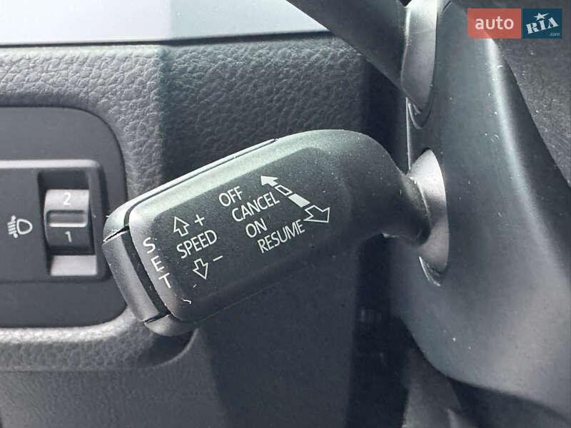 Позашляховик / Кросовер Volkswagen Touareg 2012 в Дніпрі фото 20 Позашляховик / Кросовер Volkswagen Touareg 2012 в Дніпрі