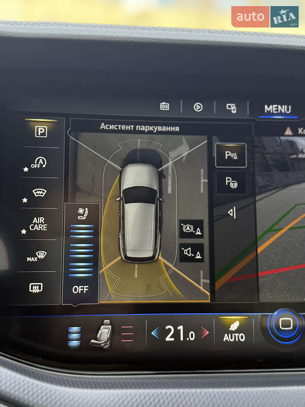 Позашляховик / Кросовер Volkswagen Touareg 2023 в Києві