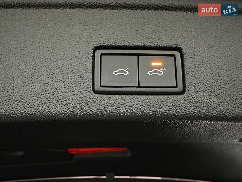 Позашляховик / Кросовер Volkswagen Touareg 2019 в Козятині фото 40 Позашляховик / Кросовер Volkswagen Touareg 2019 в Козятині