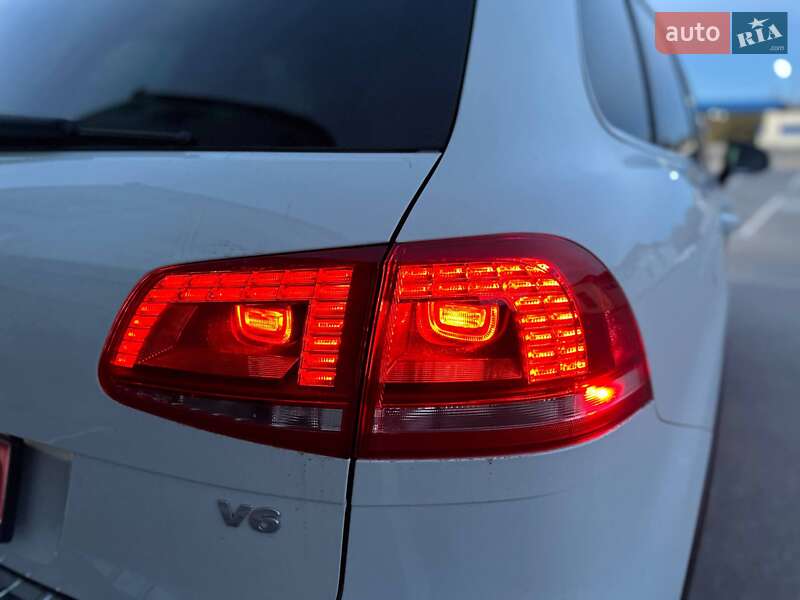 Внедорожник / Кроссовер Volkswagen Touareg 2016 в Тернополе фото 34 Внедорожник / Кроссовер Volkswagen Touareg 2016 в Тернополе