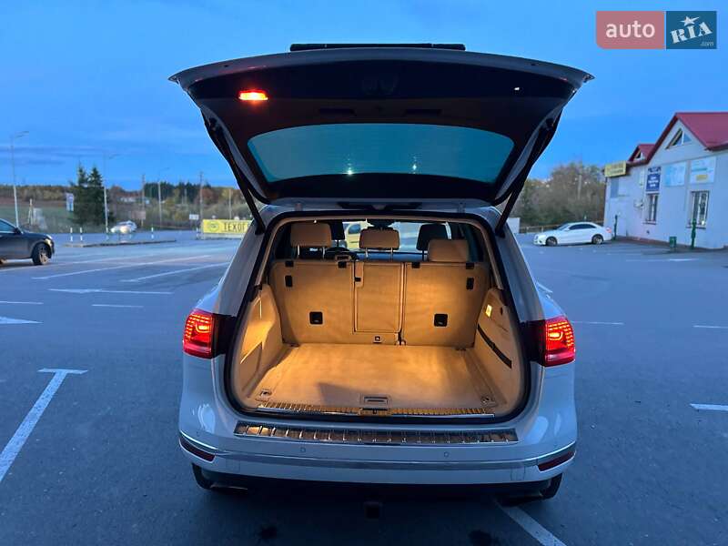 Внедорожник / Кроссовер Volkswagen Touareg 2016 в Тернополе фото 58 Внедорожник / Кроссовер Volkswagen Touareg 2016 в Тернополе