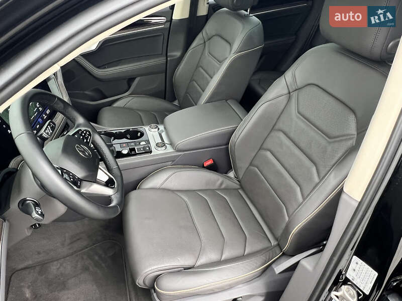 Позашляховик / Кросовер Volkswagen Touareg 2022 в Дніпрі фото 16 Позашляховик / Кросовер Volkswagen Touareg 2022 в Дніпрі