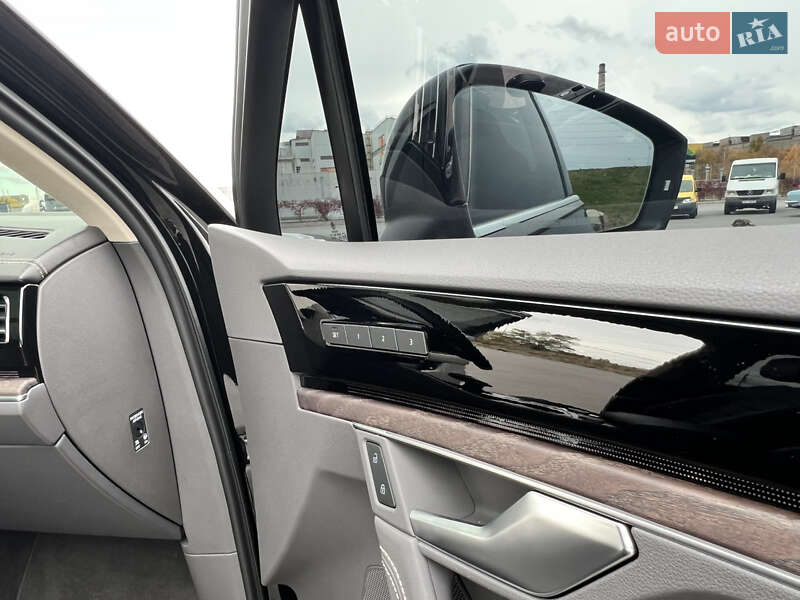 Позашляховик / Кросовер Volkswagen Touareg 2022 в Дніпрі фото 22 Позашляховик / Кросовер Volkswagen Touareg 2022 в Дніпрі