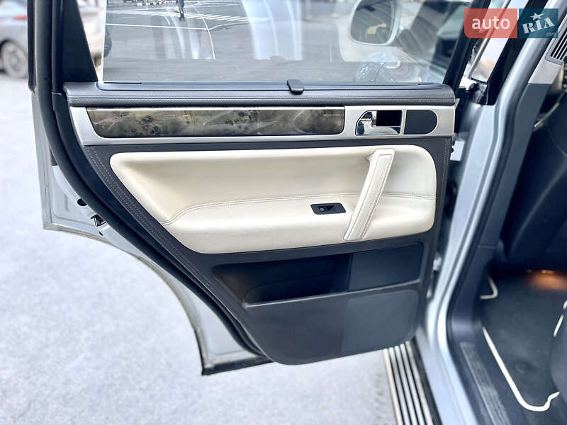 Внедорожник / Кроссовер Volkswagen Touareg 2008 в Харькове фото 31 Внедорожник / Кроссовер Volkswagen Touareg 2008 в Харькове