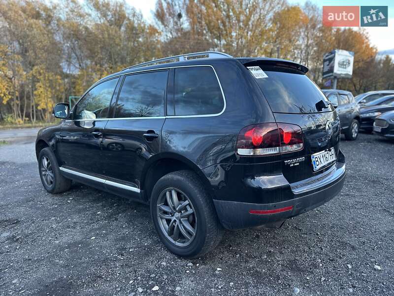 Внедорожник / Кроссовер Volkswagen Touareg 2008 в Хмельницком