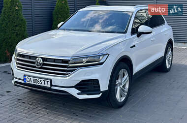 Внедорожник / Кроссовер Volkswagen Touareg 2019 в Смеле